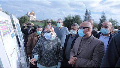 وزير النقل يتفقد مشروعات الطرق والكباري ومخطط تطوير الدائري