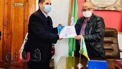 تكريم الموظفين والطلاب المتميزين بـ