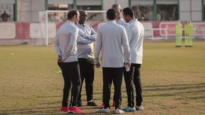 موسيماني يضع برنامج الأهلي في قطر