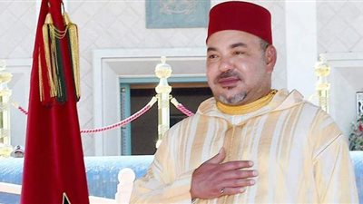 ملك المغرب يتلقى الجرعة الأولى من لقاح كورونا