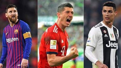 كريستيانو وميسي ضمن التشكيل المثالي في العالم خلال العقد الأخير