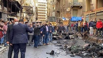 محافظ القاهرة يتابع إزالة آثار حريق التوفيقية | صور