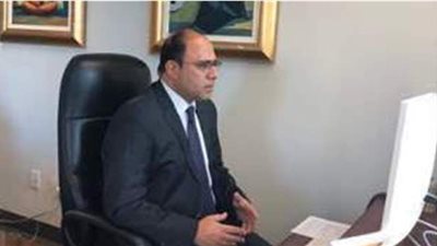 سفير مصر في كندا يلتقي رئيس لجنة الشئون الخارجية والتجارة بالشيوخ الكندي