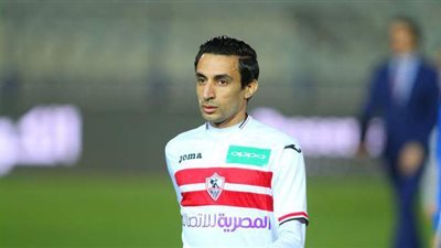 بعد التوقيع على بياض.. أيمن حفني يبدأ تنفيذ برنامجه التأهيلي مع الزمالك