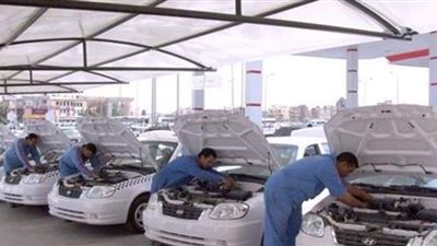 داخل الورش المختصة.. طرق تحويل السيارات للغاز خطوة بخطوة | فيديو