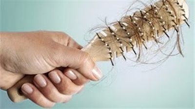 بالفيديو.. خلطة طبيعية لمنع تساقط الشعر وزيادة كثافته