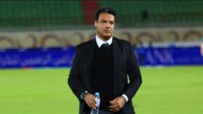 تفاصيل جلسة إيهاب جلال مع لاعبي المصري قبل مواجهة الإسماعيلي