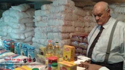 مسئول تمويني يطالب بفرض التسعيرة الجبرية على تجار الأرز بالأسواق