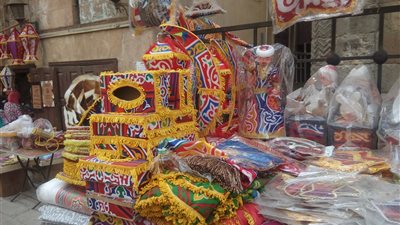 بالصور.. 100% زيادة في أسعار زينة رمضان بالدرب الأحمر والخيامية
