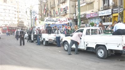 بالصور.. الداخليه تفتح ميدان التحرير وتعيد الحركة المرورية استعدادا لزيارة 