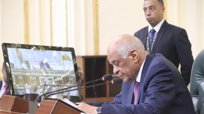 علي عبد العال يفتتح أولى جلسات دور الانعقاد الخامس والأخير للبرلمان
