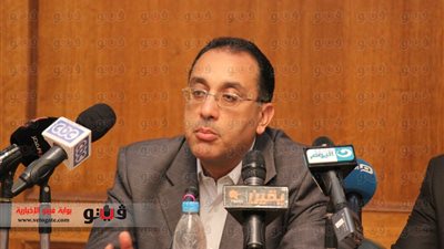 وزير الإسكان: جار أعمال تطوير مياه الصرف