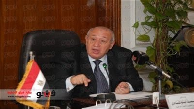 اليوم.. وزير التموين يلتقى ممثلى 