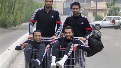 رباعي«المقاصة» يتسوقون في الإسكندرية قبل مواجهة الأهلي