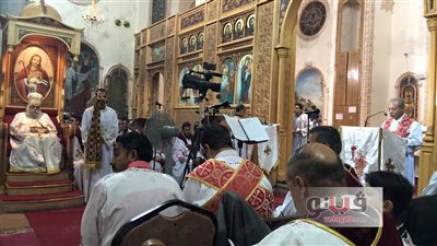 بالفيديو.. بدء صلاة عيد القيامة بمطرانية الأرثوذكس بالإسماعيلية