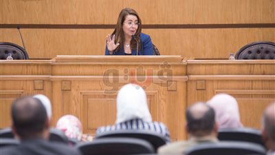 وزيرة التضامن تشدد على حسن معاملة المواطنين ومحاربة الفساد