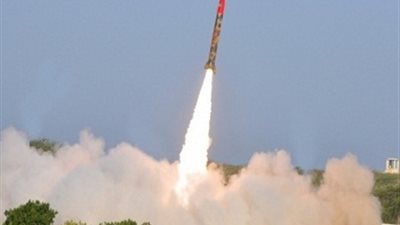 صاروخ يستهدف إسرائيل يسقط داخل الأراضي اللبنانية