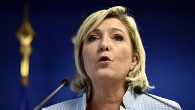 مرشحة الرئاسة الفرنسية تثير الجدل بتصريحات النزعة الإسلامية لخصمها