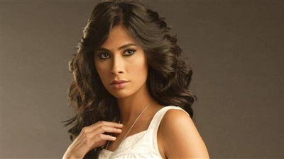 خلافات روبي ومجدي الهواري في مسرحية علاء الدين تهدد بانسحابها