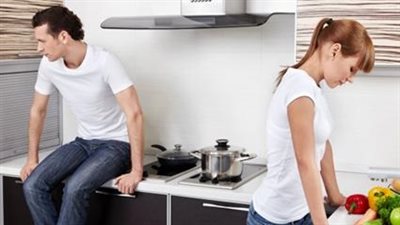 زوجان يكتشفان أنهما توءم داخل عيادة للخصوبة على طريقة الأفلام الهندية