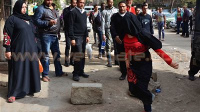 بالصور..تأجيل أولى جلسات محاكمة غادة إبراهيم لـ «10 مارس»