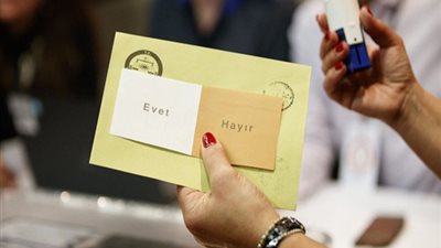 كوجالي تشهد أول عملية تزوير في استفتاء تركيا