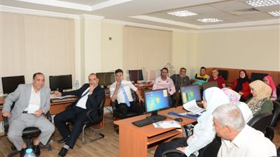 ورشة تدريبية حول مفاهيم التخطيط المحلي وإعداد خطط التنمية (صور)