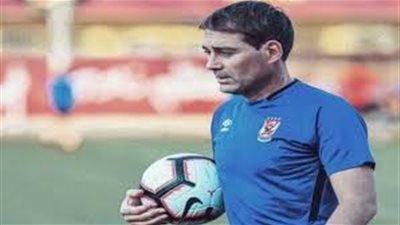 فايلر يستقر على تشكيل الأهلي لمواجهة الإنتاج الحربي