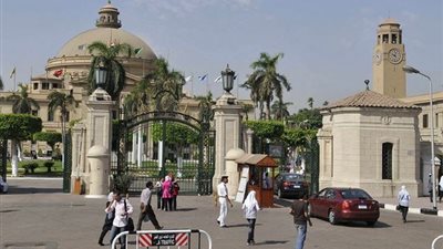 جامعة القاهرة تطبق تعديل النطاق الجغرافي للتسكين بالمدن الجامعية.. افتتاح المرحلة الأولى لمستشفى الطوارئ بسعة 50 سريرا.. إقرار برنامج لـ