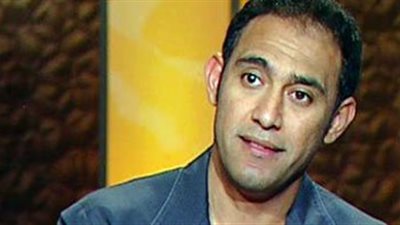 عمرو مصطفى: أماني الخياط مذيعة وطنية