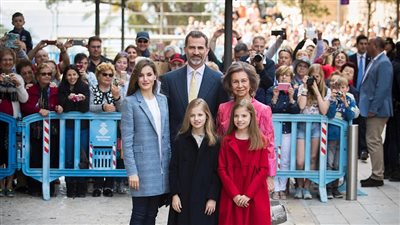 بالصور.. العائلة الملكية الإسبانية تحتفل بعيد القيامة في «مايوركا»