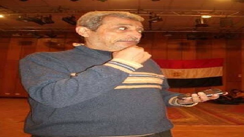 المخرج المسرحى أحمد