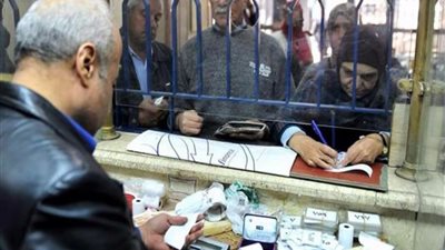 انتظام صرف معاشات أكتوبر في يومها الثاني على التوالي