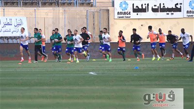 بالفيديو.. لحظات نزول لاعبي المقاصة في انتظار الزمالك «المنسحب»