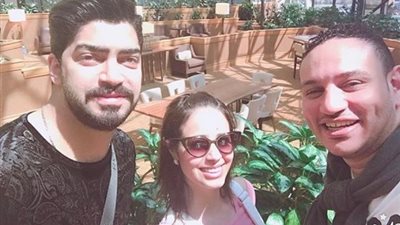 رنا سماحة تنشر صورتها مع مينا عطا قبل حفلتهما في «نيوجيرسي»