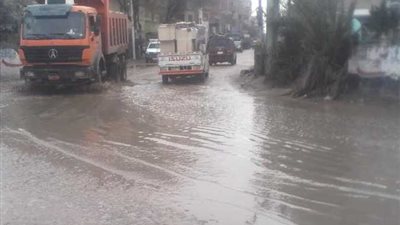 وزير الإسكان يكلف شركات المياه وأجهزة المدن الجديدة بالاستعداد للأمطار