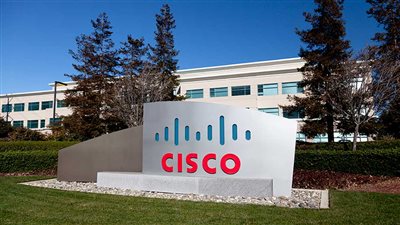 وزير التعليم العالي يبحث مع 