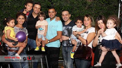 بالصور.. أول ظهور لتامر حسنى وبسمة بوسيل في عيد ميلاد 