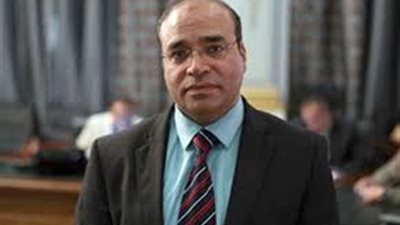 عضو بصحة البرلمان يتوقع تحسن في أزمة نقص الأدوية