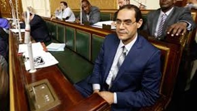 برلماني: الصحة لم تأخذ الاحتياطات اللازمة قبل تحرير سعر الصرف