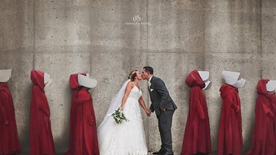 انتقادات كثيرة لعروسين بسبب صور حفل الزفاف