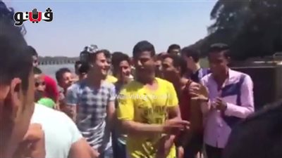 بالفيديو.. وصلة رقص شبابية أعلى شلالات القناطر الخيرية