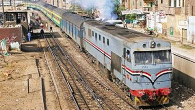 استمرار توقف حركة قطارات الوجه القبلى