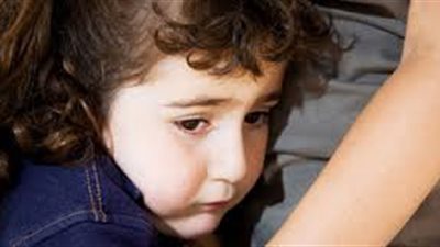 8 طرق تساعدك في التغلب على مخاوف طفلك