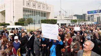 هيئة التنسيق النقابية اللبنانية تهدد باعتصام جديد امام القصر الجمهورى غدا