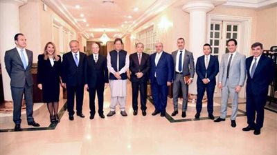 رئيس وزراء باكستان يستقبل وفد رجال الأعمال المصري اللبناني