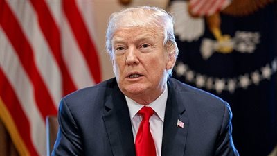 ترامب يلمح إلى عرقلة تقديم أدلة للكونجرس متعلقة بتحقيقات عزله