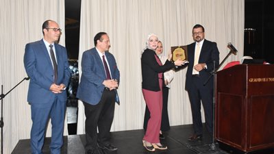 تكريم العاملين بأورام المنصورة بختام مؤتمر «نحو حياة أفضل لمرضى السرطان» (صور)