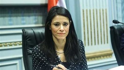 كشف حساب رانيا المشاط في وزارة السياحة.. إقالات بصفوف الكبار.. إعادة ترتيب 