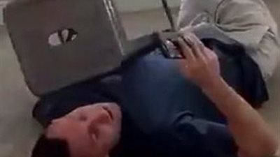 مهاجمة مدونة عبر تويتر بسبب غرفتها (صور)